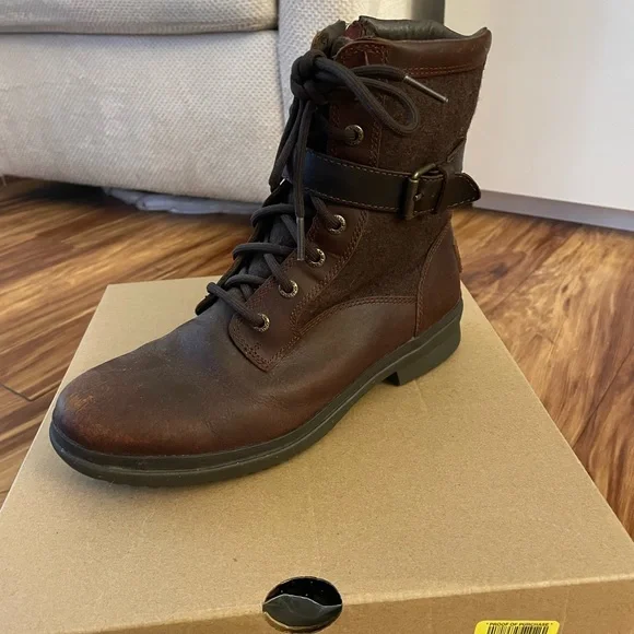 UGG Kesey Boots - waterproof and Sherpa lined combat boots - Picture 2 of 12